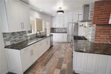 21036 Costanso St, Woodland Hills, CA 91364 - photo 3