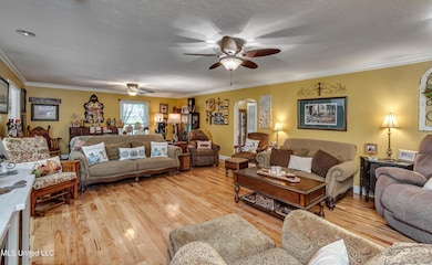 105 Center St, Flora, MS 39071 - photo 6