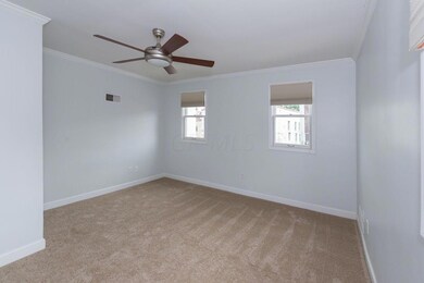 REALESTATEJOB-05