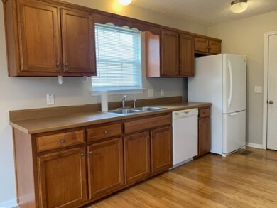 112 Creek Chase Rd, Manchester, TN 37355 - photo 4