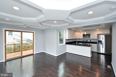 7707 Emerson Rd, Hyattsville, MD 20784 - photo 5