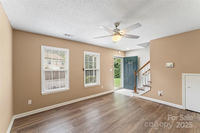 1533 20th Ave NE, Hickory, NC 28601 - photo 4