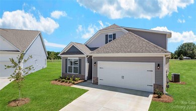 146 Thornberry Rd, Hendersonville, NC 28792 - photo 2