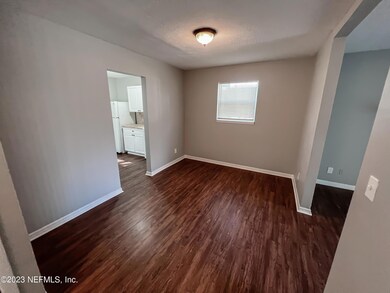 2153 Bo Peep Dr W, Jacksonville, FL 32210 - photo 5