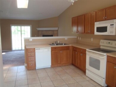 111 Elizabeth St kitchen2