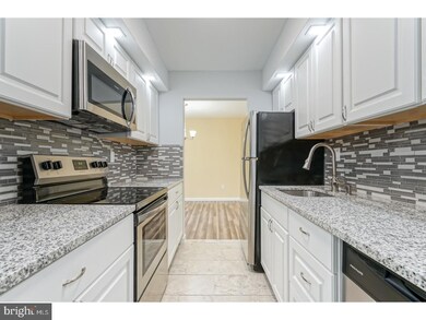 10 E Daisy Ln unit A, Mount Laurel, NJ 08054 - photo 2