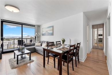 1800 Collins Ave unit 11B, Miami Beach, FL 33139 - photo 4