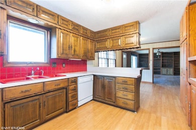 6744 Pflumm Rd, Shawnee, KS 66216 - photo 6