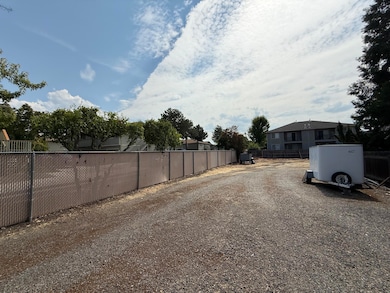 2076 Roberts Rd, Medford, OR 97504 - photo 3