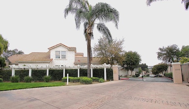 1500 Scenic Dr unit 12, Modesto, CA 95355 - photo 3