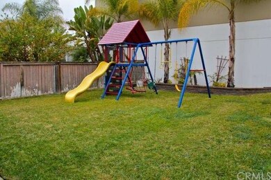 Huge lawn makes a great play area!