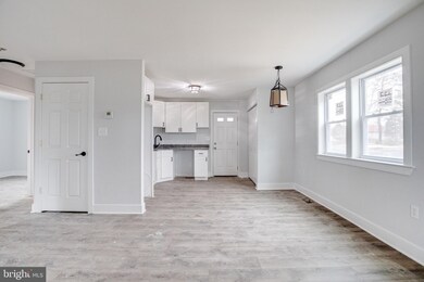 1516 Wilson Point Rd, Middle River, MD 21220 - photo 6