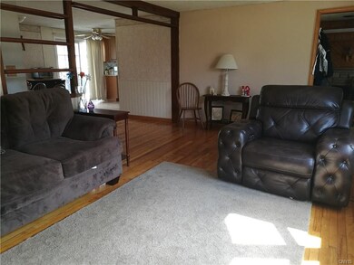 Look how open that floor plan is, great for entert