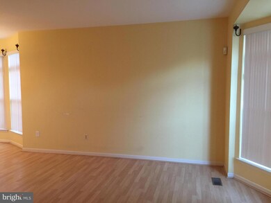 2513 Dog Leg Ct, Crofton, MD 21114 - photo 3