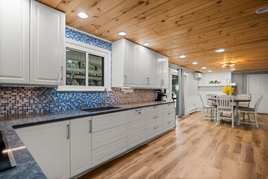 64 Bradfield Dr, Somers, CT 06071 - photo 4