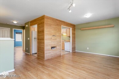 05-Living Room-3697