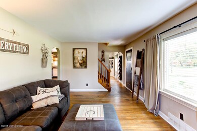 9205 Hudson Ln, Louisville, KY 40291 - photo 7