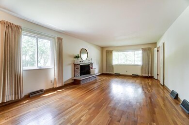 825 Greenridge Rd, Columbus, OH 43235 - photo 5