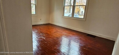 1016 Cleo St, Lansing, MI 48915 - photo 4
