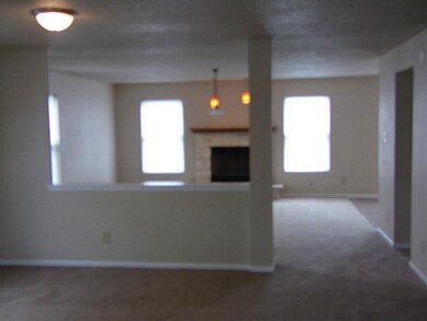 9583 W Quarter Moon Dr, Pendleton, IN 46064 - photo 6