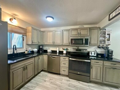 24 Condo Rd unit 2, Campton, NH 03223 - photo 7