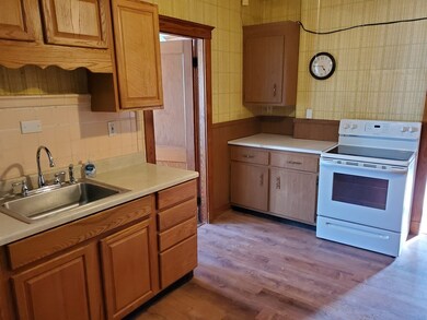 8 Lee Hill Rd unit 1, Roslindale, MA 02131 - photo 4