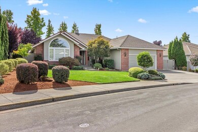 2480 Meadow Creek Dr, Medford, OR 97504 - photo 3