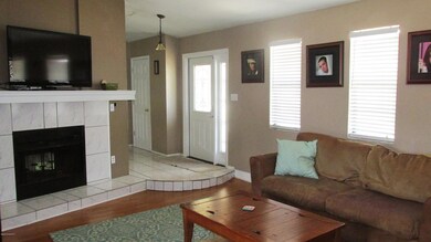 Living room 2