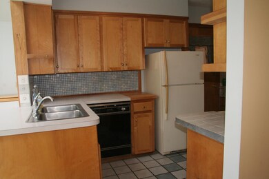 307 Gilman Ave, Saint Johnsbury, VT 05819 - photo 6