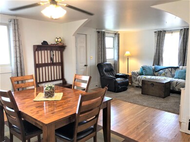 dining/living rooms