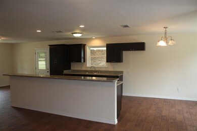 7333 Dahlia Dr, Pensacola, FL 32526 - photo 4