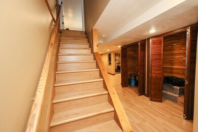 37 Indian Rock Rd, MerriMacK, NH 03054 - photo 7