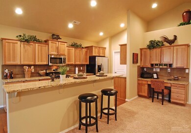 unlisted-address, Redmond, OR 97756 - photo 7