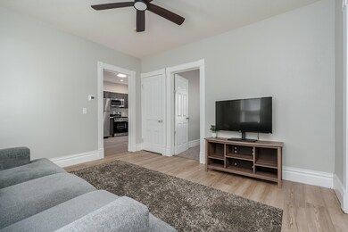Main Level - Unit 1