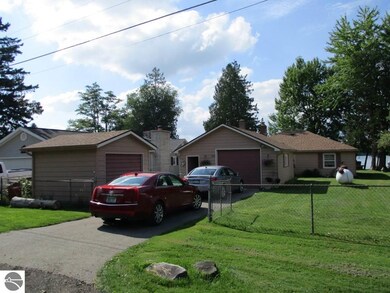 2932 W Lakeside Dr, West Branch, MI 48661 - photo 2