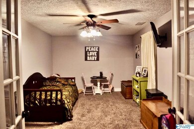 528 Diversey St, Rainbow City, AL 35906 - photo 7