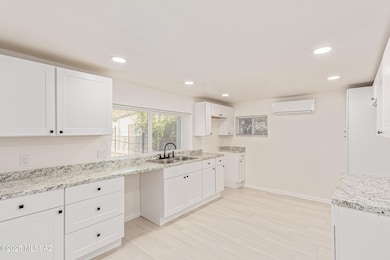 231 W 26th St, Tucson, AZ 85713 - photo 5