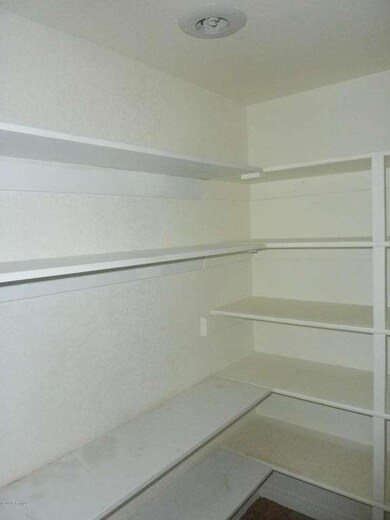 Kitchen pantry
