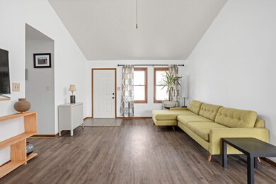 935 Brendon Dr, Plainfield, IN 46168 - photo 4