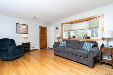 29 Norbrick Dr, Albany, NY 12205 - photo 7