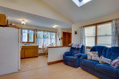 20 1/2 Buck St, Woburn, MA 01801 - photo 6