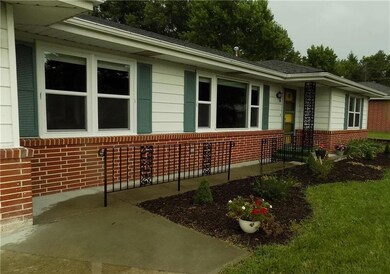 Just two steps--easily converts to handicap access