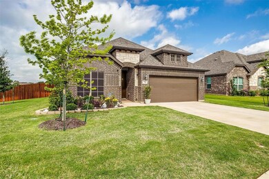 732 Waterford Way, Joshua, TX 76058 - photo 2