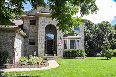 11565 Locust Ln, Whitmore Lake, MI 48189 - photo 2