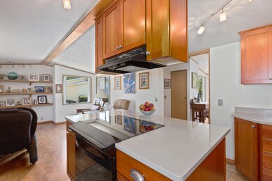 1865 Tamarac Ln, Grants Pass, OR 97527 - photo 5