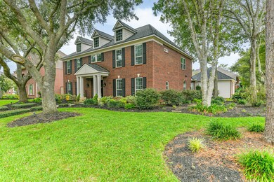 1807 Lakeside Ln, Friendswood, TX 77546 - photo 2