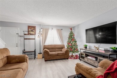 7078 Burcot Ave unit B15, Las Vegas, NV 89156 - photo 2