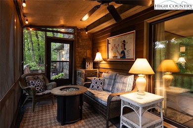 Screen Porch