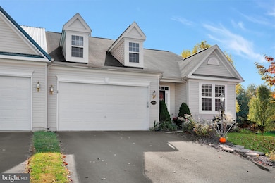 3053 Sundown Dr, Chambersburg, PA 17202 - photo 3