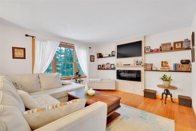 6 Francis Dr, Essex Junction, VT 05452 - photo 3